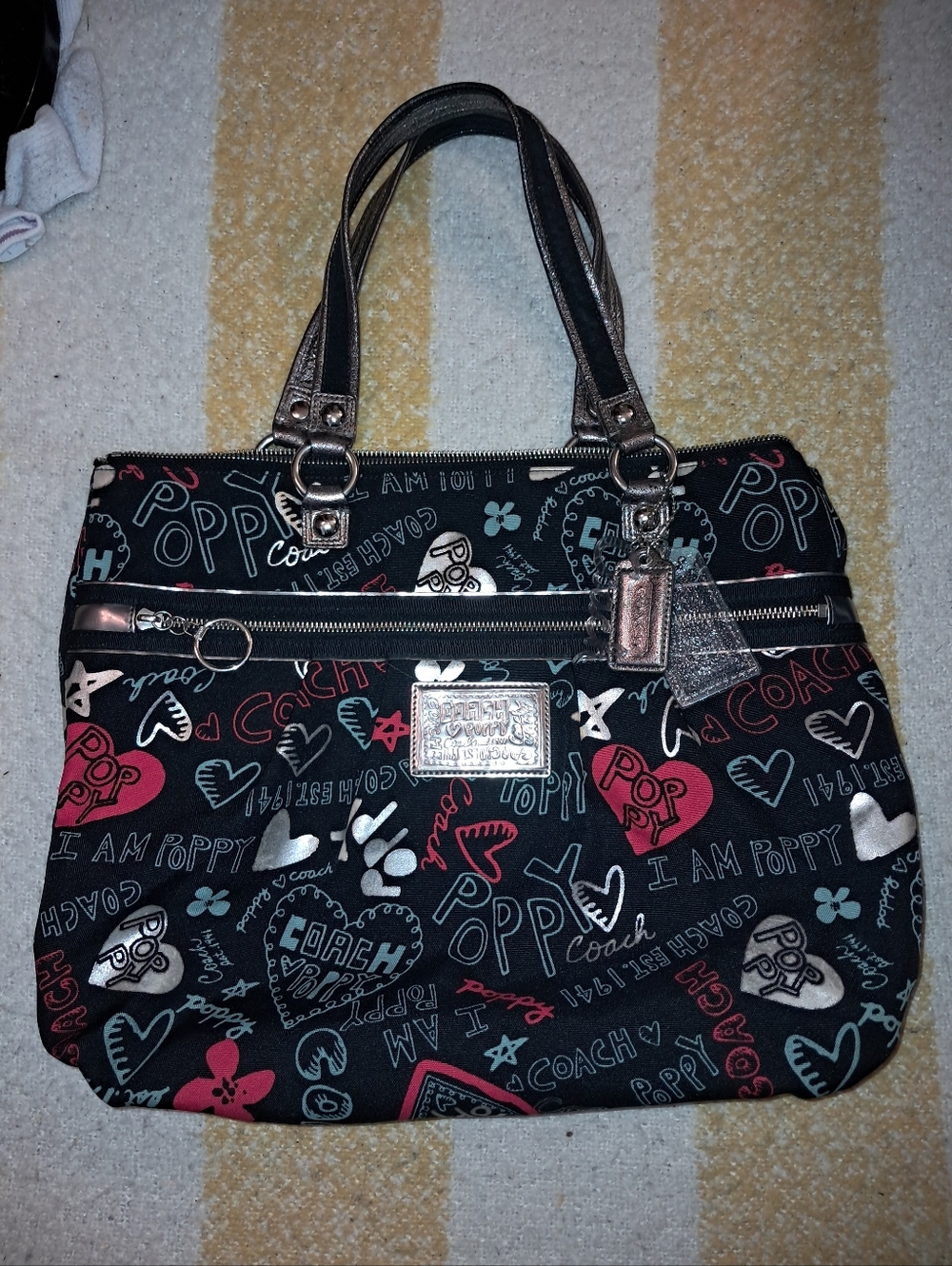 Coach brand Women's purse bag handbag tote poppy style